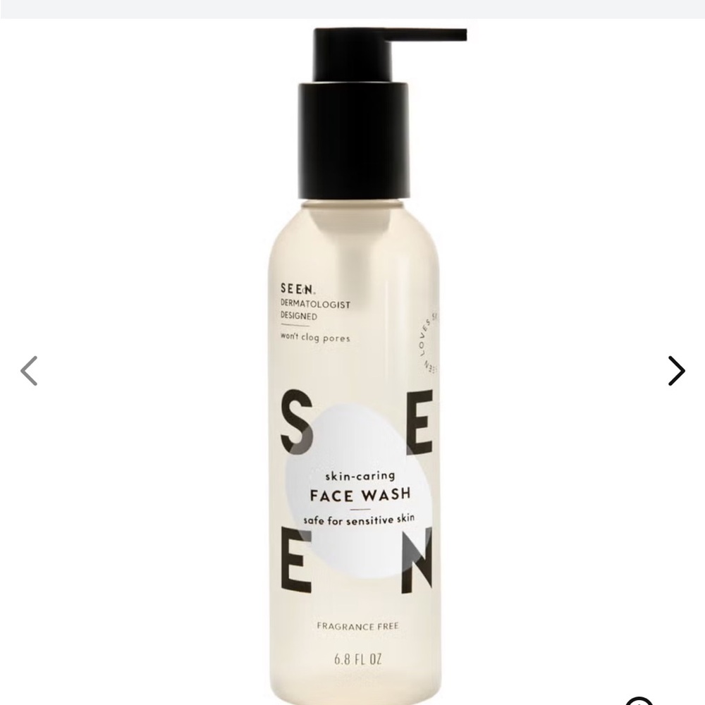 Skin-Caring Face Wash - Black and White